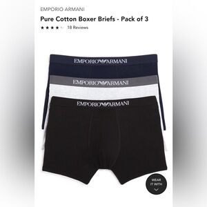 Bundle contains 2 packs of size large boxers. Each pack has 3 cotton boxers.